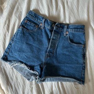 Levi Jean Shorts